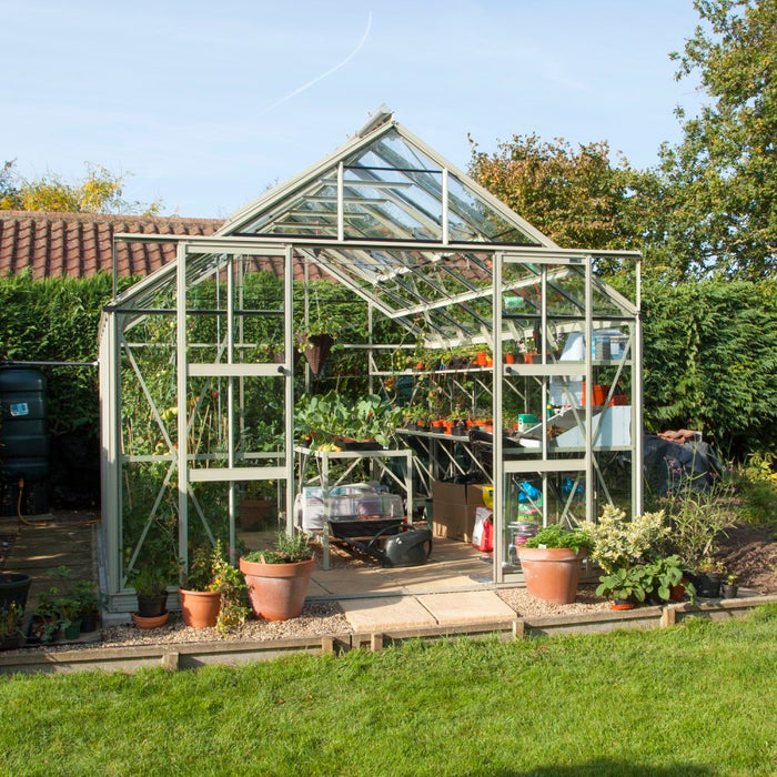 10x14 Premium Greenhouse in the summer